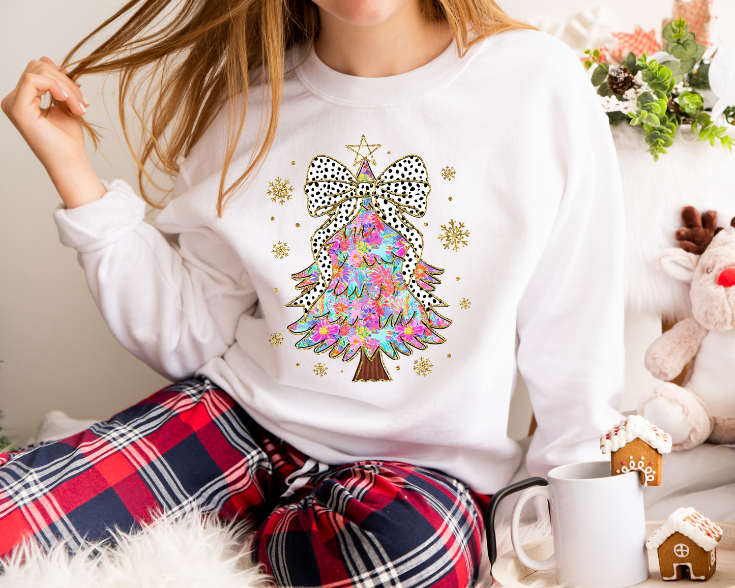 Coquette Bow Christmas Sweatshirt