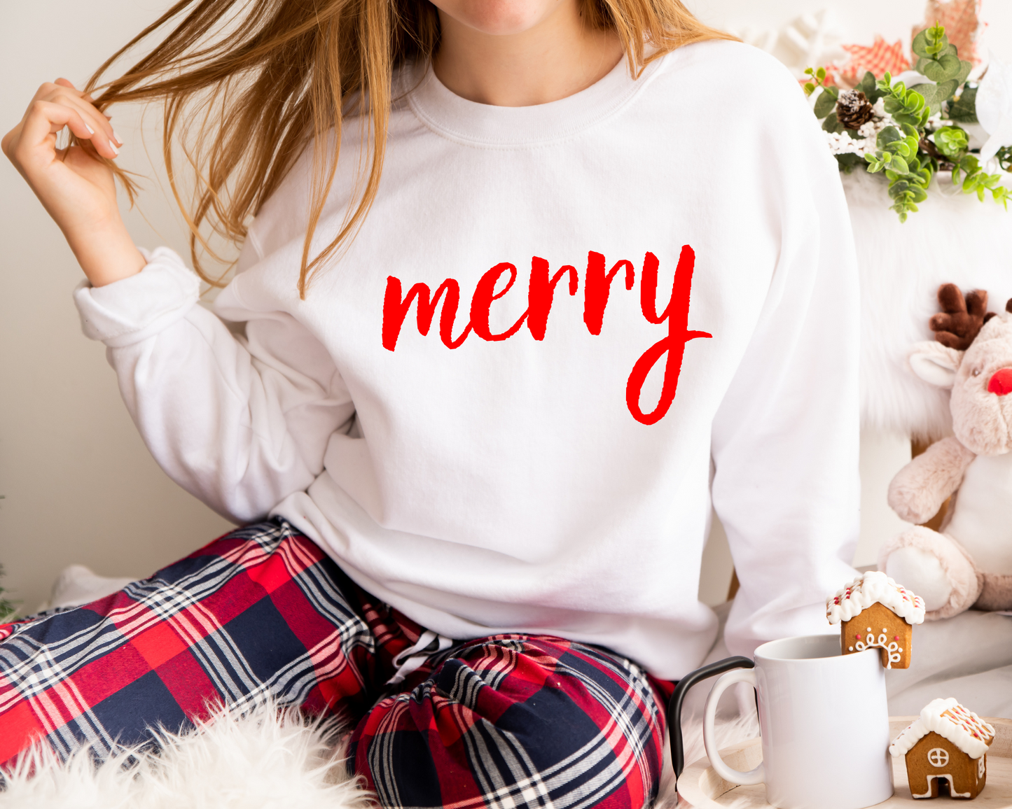 Merry Christmas Tee – Festive Holiday Graphic Shirt for Women